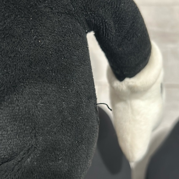 Mickey Mouse 17-inch Stuffy - Picture 5 of 7